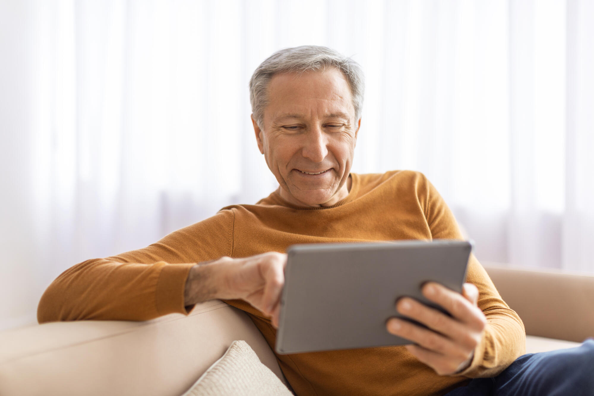 Why Seniors in Hemet Choose The Camelot for Independent Living with Support